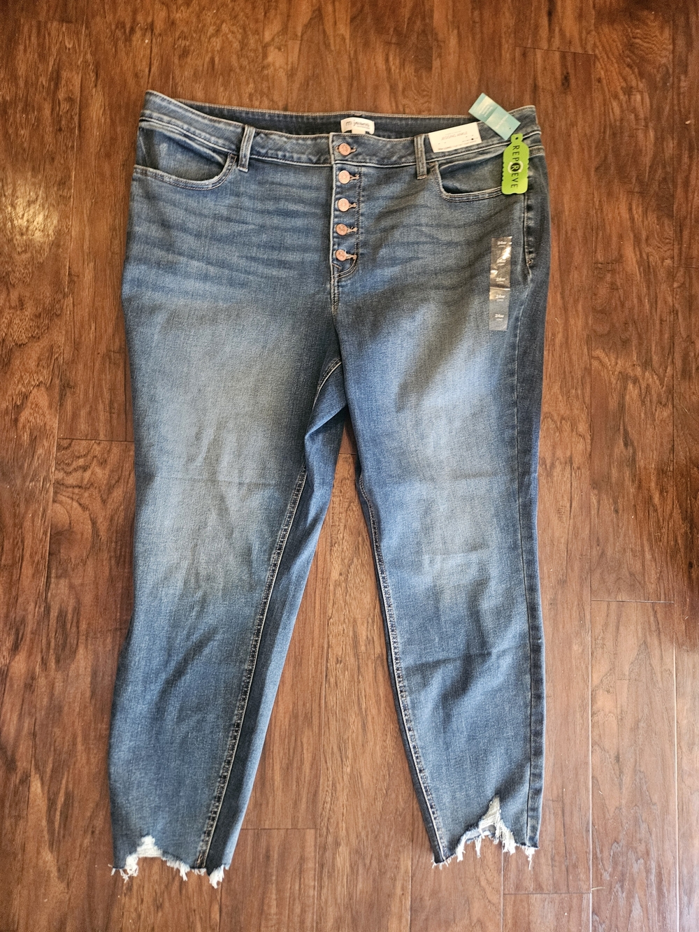 Maurices Medium Blue Button-Front Skinny Jeggings with Frayed Hem Nwt 24w Long
